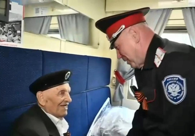 Ветеран-долгожитель из Геленджика поделился эмоциями по дороге в Москву