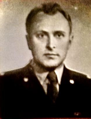 Ефремов Василий Леонидович