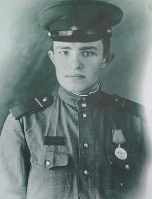 Петров Валентин Макарович