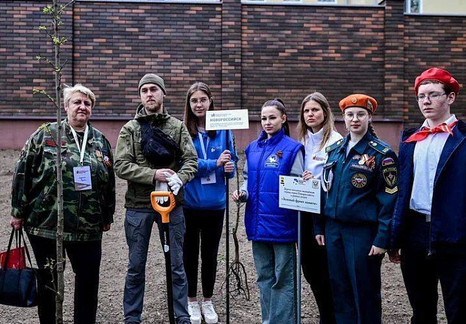 Саженцы из Новороссийска высадили в Бресте и Смоленске