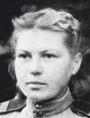 Лукашенко (Степанова) Анна Дмитриевна