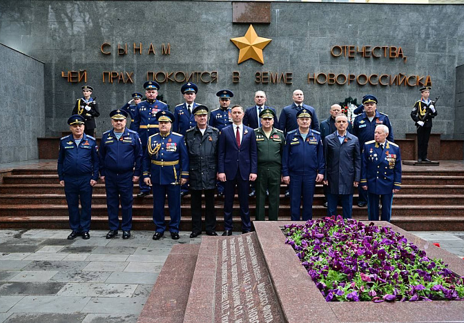 В Новороссийске 80-летие отметила 7-я гвардейская десантно-штурмовая дивизия